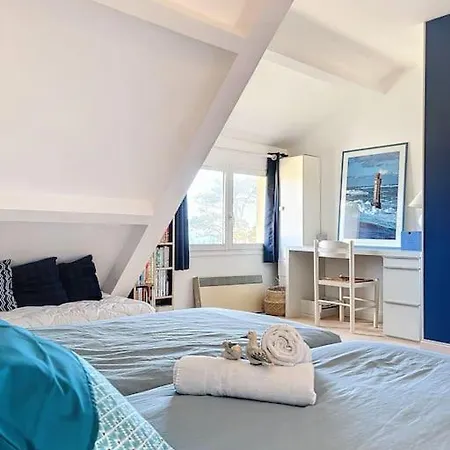 Maison Bleue Yourhosthelper Hébergement de vacances Arromanches-les-Bains