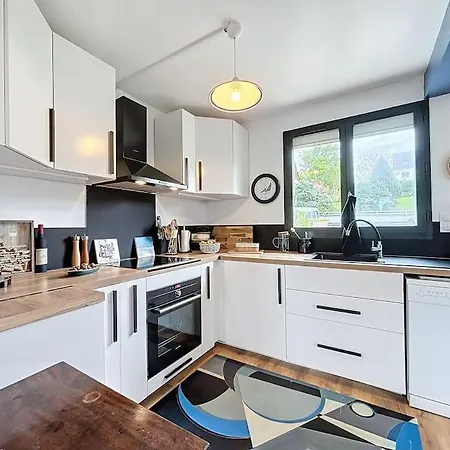 Semesterbostad Maison Bleue Yourhosthelper Arromanches-les-Bains