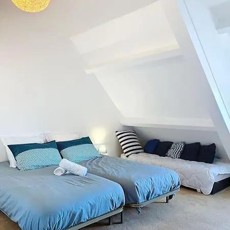 Maison Bleue Yourhosthelper