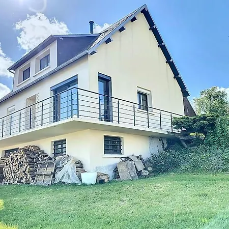 Semesterbostad Maison Bleue Yourhosthelper *